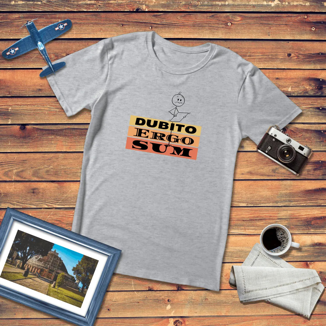 Dubito Ergo Sum Regular Fit T-Shirt Light Edition