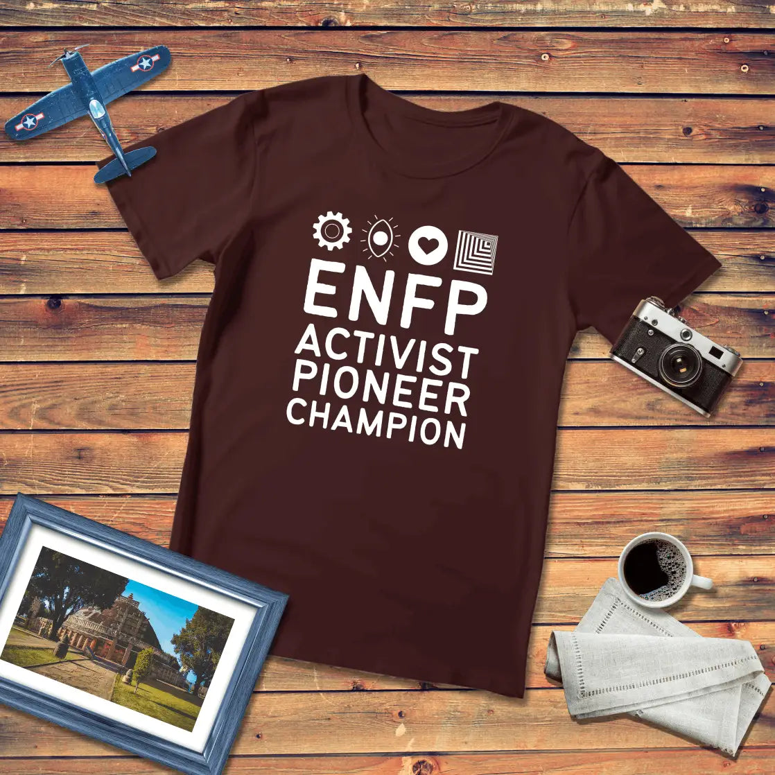 MBTI Personality – ENFP Premium Fit T-Shirt Dark Edition