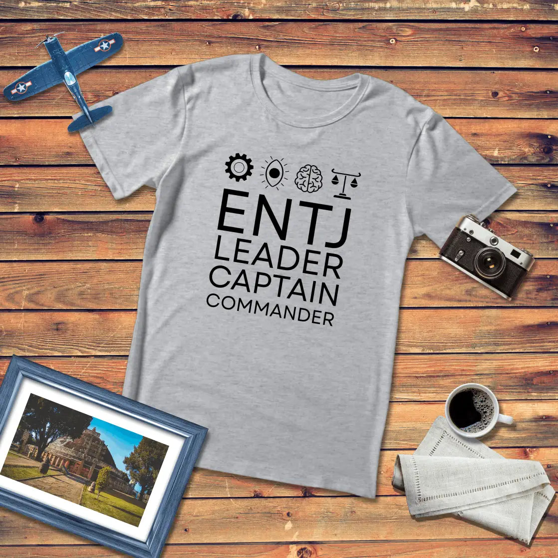 MBTI Personality – ENTJ Premium Fit T-Shirt Light Edition
