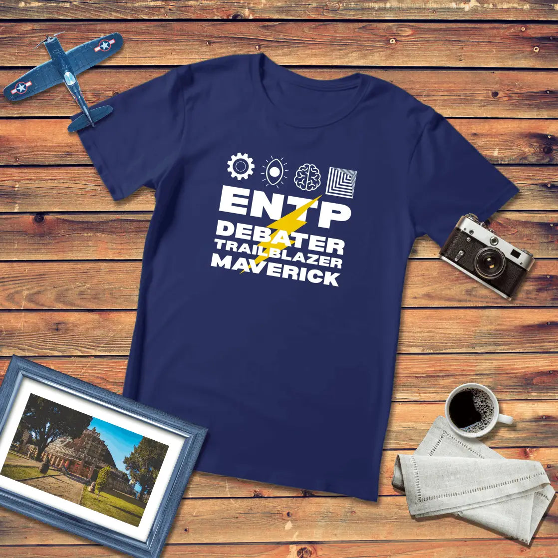 MBTI Personality – ENTP Premium Fit T-Shirt Dark Edition