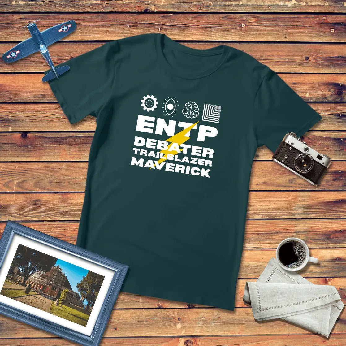 MBTI Personality – ENTP Premium Fit T-Shirt Dark Edition