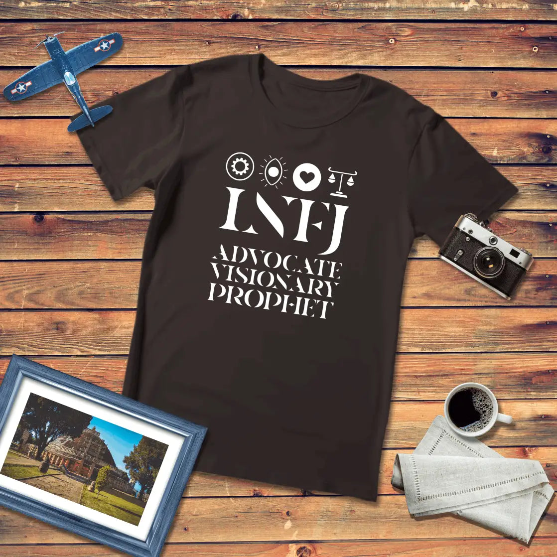 MBTI Personality – INFJ Premium Fit T-Shirt Dark Edition