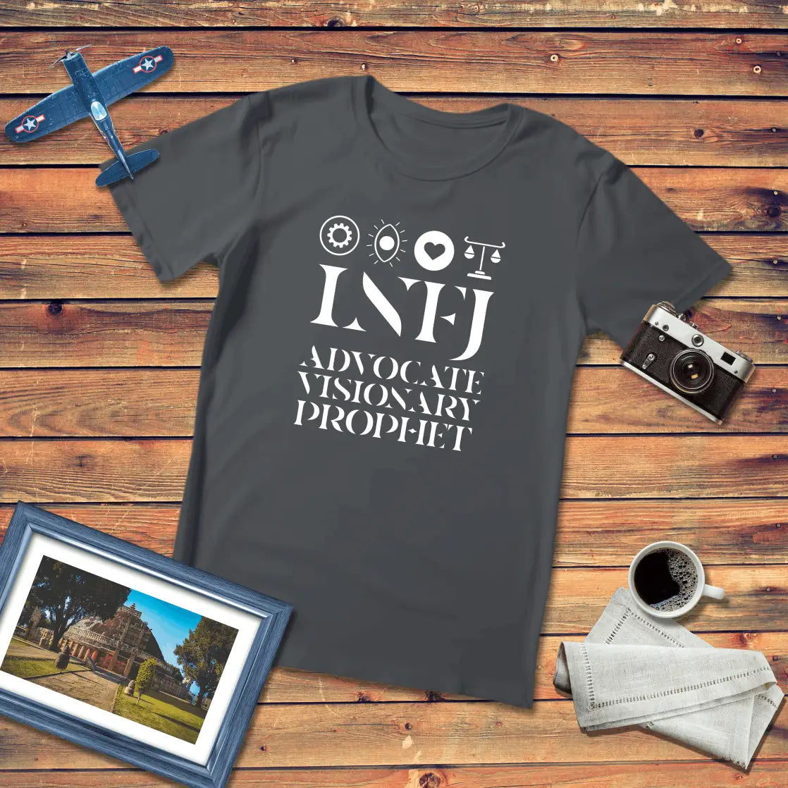 MBTI Personality – INFJ Premium Fit T-Shirt Dark Edition