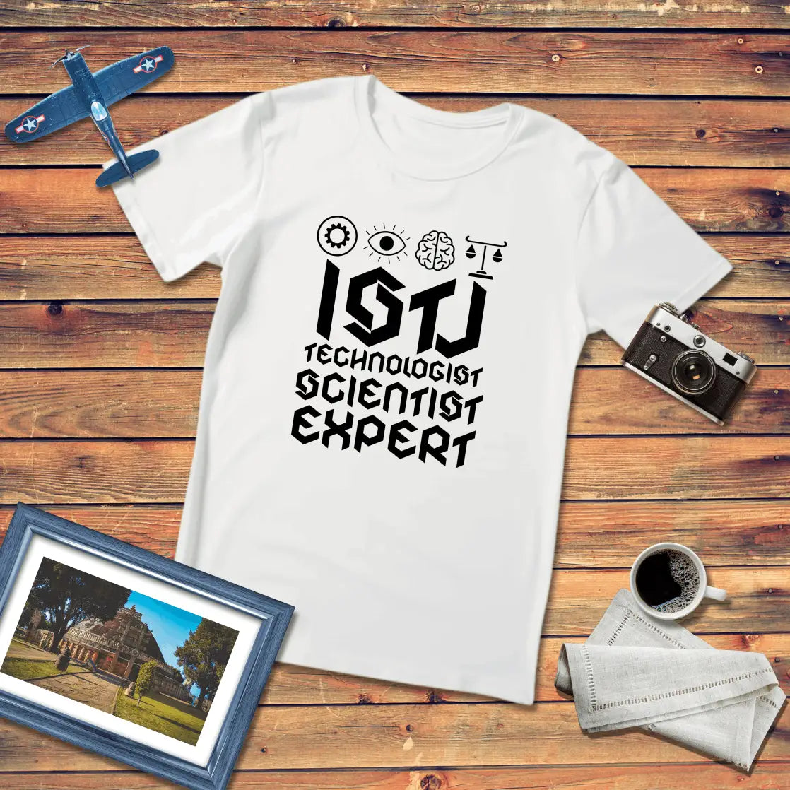 MBTI Personality – ISTJ Premium Fit T-Shirt Light Edition