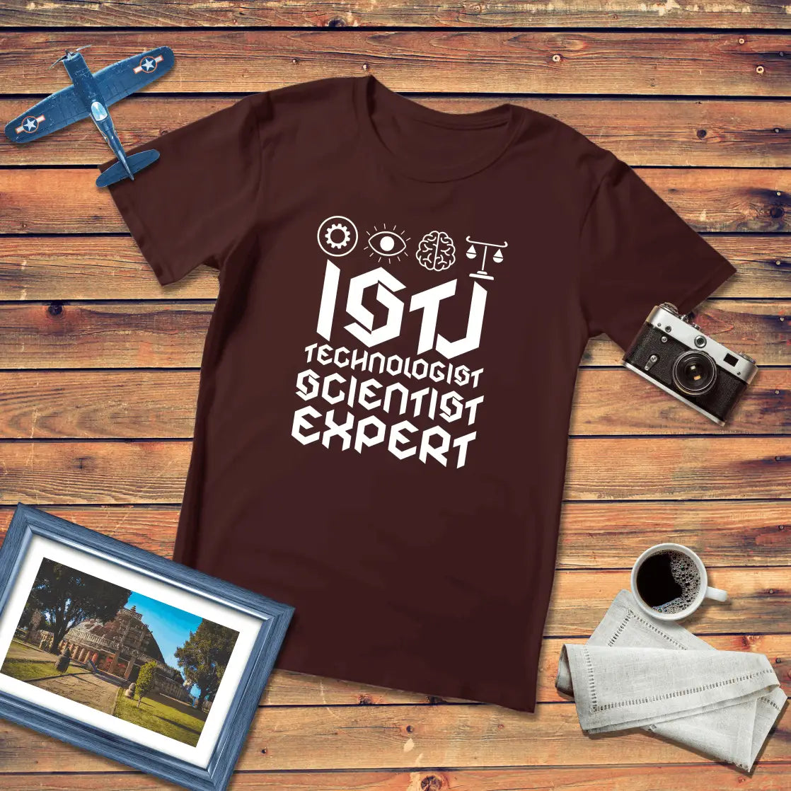 MBTI Personality – ISTJ Premium Fit T-Shirt Dark Edition