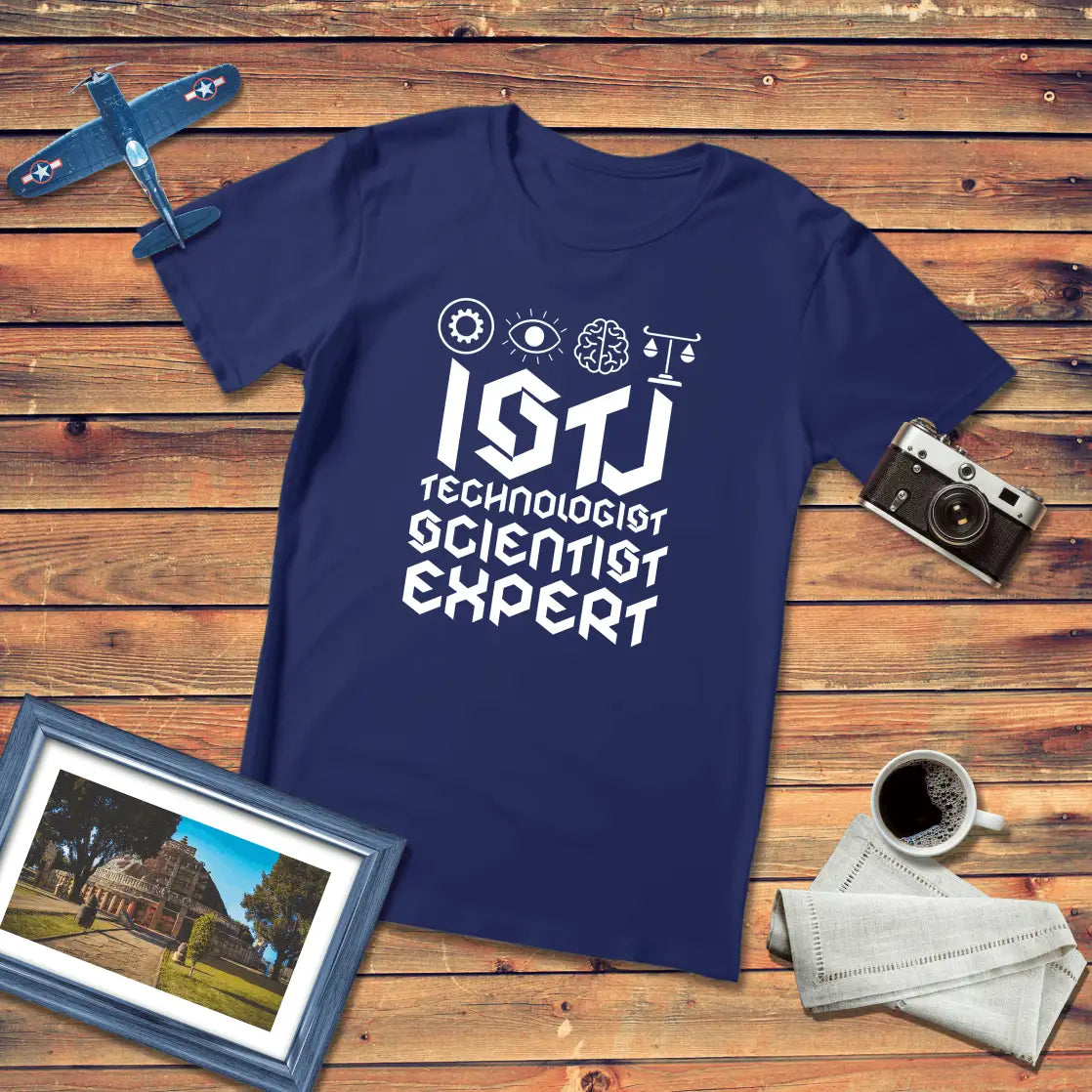 MBTI Personality – ISTJ Premium Fit T-Shirt Dark Edition
